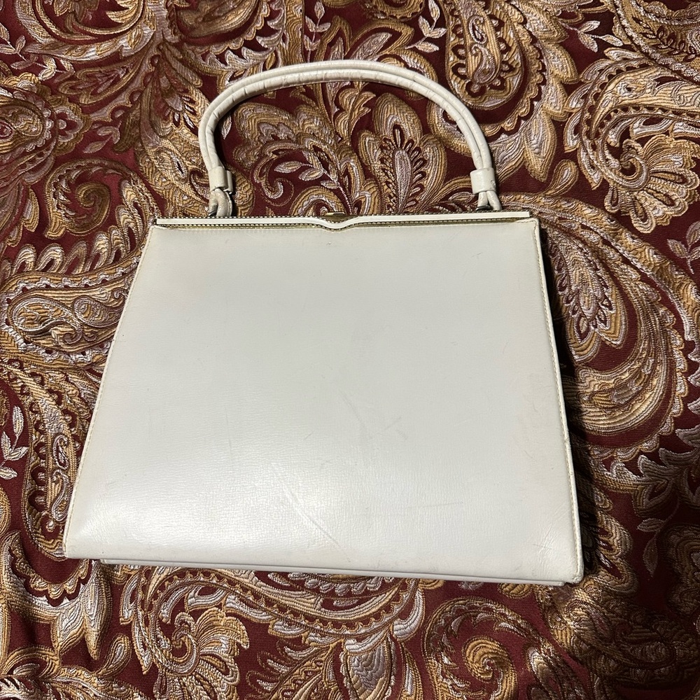 Elegant White Handbag